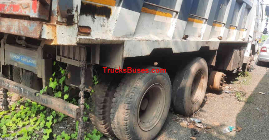 Ashok Leyland 3118 Images